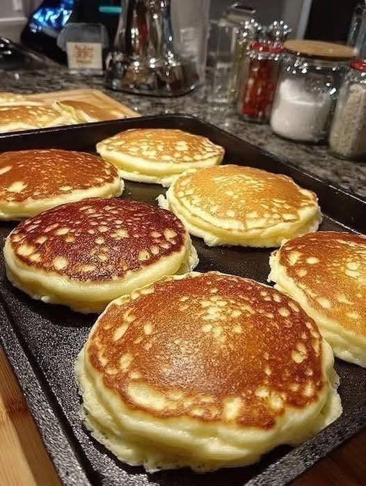 Fluffy Homemade Pancakes Recipe